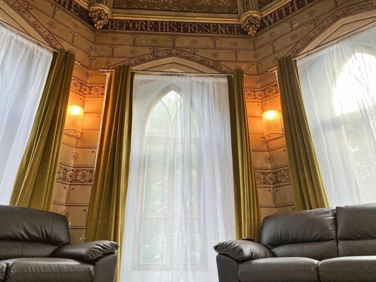 Rare 1-Bed Church Converted Apartment In لندن المظهر الخارجي الصورة